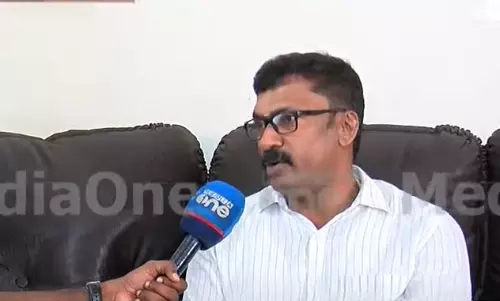 മൂറിങ്; കപ്പലുകളെ ബർത്തിലടുപ്പിക്കുന്ന പ്രക്രിയ, വിഴിഞ്ഞത്ത് ചുക്കാൻ പിടിച്ചത് മലയാളി