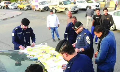 കുവൈത്തില്‍ ട്രാഫിക് പരിശോധന ശക്തമാക്കി