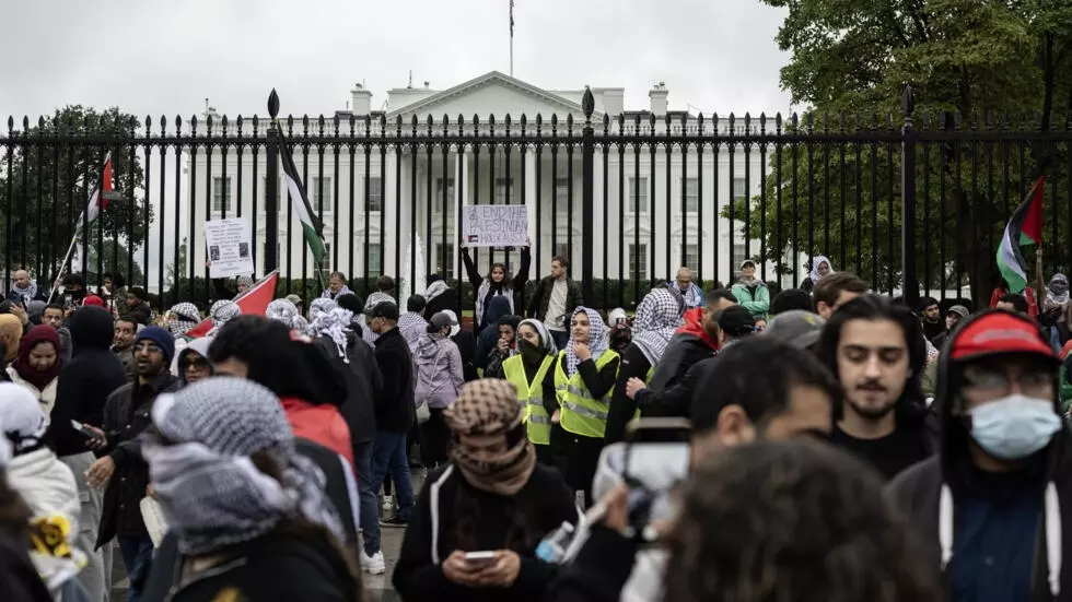 pro-Palestinian rally in front of the White House pro-Palestinian rally in front of the White House