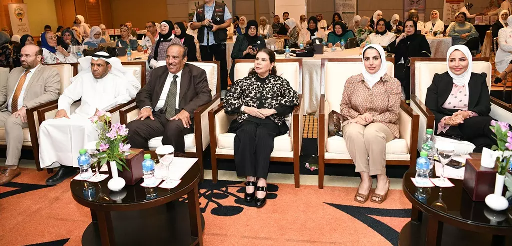 ക്യാന്‍സര്‍ നേരത്തെ കണ്ടെത്തുന്നതിലൂടെ   ചികിത്സിച്ചു ഭേദമാക്കാമെന്ന് ഡോ. ഖാലിദ് അൽ സാലെ