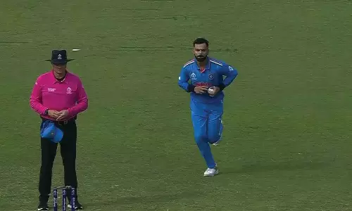 പാണ്ഡ്യക്ക് പരിക്ക്; പന്തെറിഞ്ഞ് കോലി