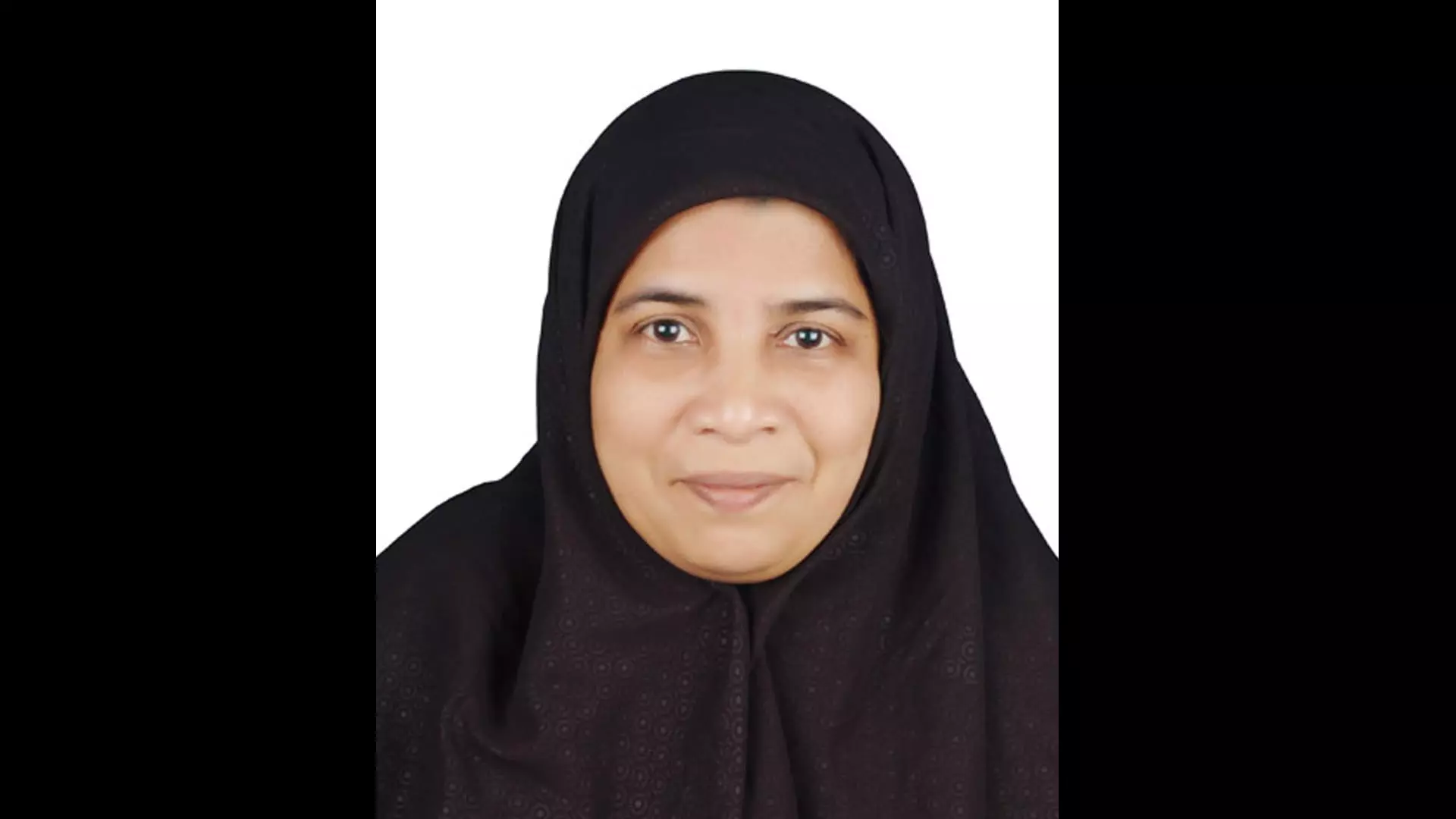 Chandrikas former chief photographer V. Alis wife P Subrabi (63) passed away