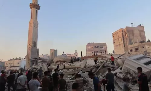 ഇസ്രായേൽ വ്യോമാക്രമണം; ഗസ്സയിലെ ചരിത്രപ്രസിദ്ധമായ അൽ ഉമരി മസ്ജിദ് പൂർണമായും തകർന്നു