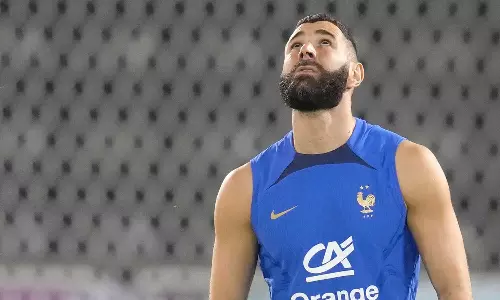 ബെന്‍സേമയ്ക്ക് ബ്രദർഹുഡ് ബന്ധം; പൗരത്വം റദ്ദാക്കണം-ഫലസ്തീന് ഐക്യദാർഢ്യത്തില്‍ പ്രതികാര നടപടിക്കു മുറവിളി