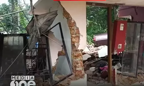 Complaint that a woman was thrown out by her relative after demolishing her house in Ernakulam