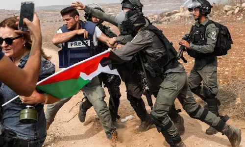 പാശ്ചാത്യ മാധ്യമ പ്രവര്‍ത്തകരുടെ കൈകളില്‍ ഫലസ്തീനിയന്‍ രക്തമുണ്ട് - മുഹമ്മദ് അല്‍-കുര്‍ദ്