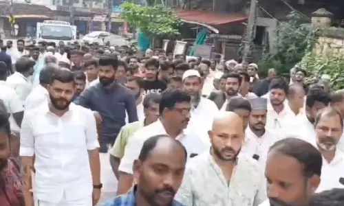 Case against Palestine solidarity march in Eratupetta, Eratupetta, Palestine, latest malayalam news, ഈരാറ്റുപേട്ട, ഈരാറ്റുപേട്ട, പലസ്തീൻ സോളിഡാരിറ്റി മാർച്ചിനെതിരെ കേസ്, ഏറ്റവും പുതിയ മലയാളം വാർത്ത