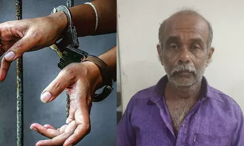 water, necklace, Accused in custody, theft, thief, latest malayalam news, വെള്ളം, മാല, കസ്റ്റഡിയിലുള്ള പ്രതി, മോഷണം, കള്ളൻ, ഏറ്റവും പുതിയ മലയാളം വാർത്ത, വെള്ളം ചോദിച്ച് വീട്ടിലെത്തി മാല കവർന്നു, He came home asking for water and stole the necklace