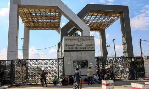 Rafah border reopened, 17 more trucks with essential goods to Gaza, Gaza, latest malayalam news, റഫ അതിർത്തി വീണ്ടും തുറന്നു, ഗാസയിലേക്കും ഗാസയിലേക്കും അവശ്യവസ്തുക്കളുമായി 17 ട്രക്കുകൾ കൂടി, ഏറ്റവും പുതിയ മലയാളം വാർത്തകൾ Rafah border reopened, 17 more trucks with essential goods to Gaza, Gaza, latest malayalam news, റഫ അതിർത്തി വീണ്ടും തുറന്നു, ഗാസയിലേക്കും ഗാസയിലേക്കും അവശ്യവസ്തുക്കളുമായി 17 ട്രക്കുകൾ കൂടി, ഏറ്റവും പുതിയ മലയാളം വാർത്തകൾ