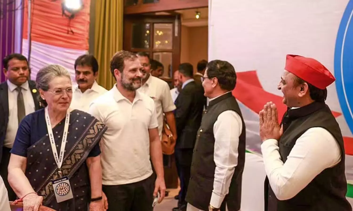 National leadership to solve the problem of SP, congress, latest malayalam news, akhilesh yadhav, എസ്പിയുടെ പ്രശ്നം പരിഹരിക്കാൻ ദേശീയ നേതൃത്വം, കോൺഗ്രസ്,ഏറ്റവും പുതിയ മലയാളം വാർത്തകൾ, അഖിലേഷ് യാദവ്