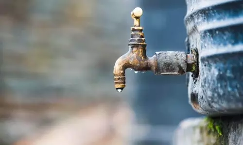 Fresh water supply stopped in Kollam Corporation,  Kollam Corporation,  families, latest malayalam news, കൊല്ലം കോർപ്പറേഷനിൽ ശുദ്ധജല വിതരണം നിർത്തി, കൊല്ലം കോർപ്പറേഷൻ, കുടുംബങ്ങൾ, ഏറ്റവും പുതിയ മലയാളം വാർത്തകൾ