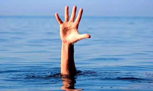 A nine-year-old boy drowned in the sea at Malappuram, sea, latest malayalam news, മലപ്പുറത്ത് കടലിൽ ഒൻപതു വയസ്സുകാരൻ മുങ്ങിമരിച്ചു, കടൽ, മുങ്ങി മരിച്ചു