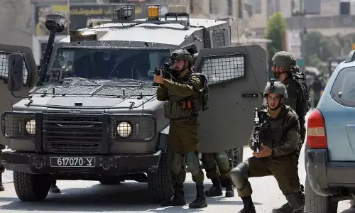 ഗസ്സ അതിർത്തി കടന്ന് റെയ്ഡ് നടത്തുന്നുണ്ടെന്ന് സ്ഥിരീകരിച്ച് ഇസ്രായേൽ