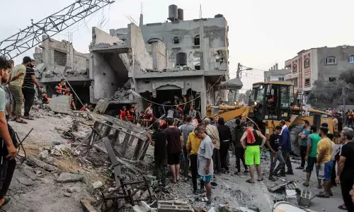 ഗസ്സയിൽ മരണം 5,000 കടന്നു; ആശുപത്രികൾക്ക് നേരെ ഭീഷണി തുടരുന്നു ഗസ്സയിൽ മരണം 5,000 കടന്നു; ആശുപത്രികൾക്ക് നേരെ ഭീഷണി തുടരുന്നു