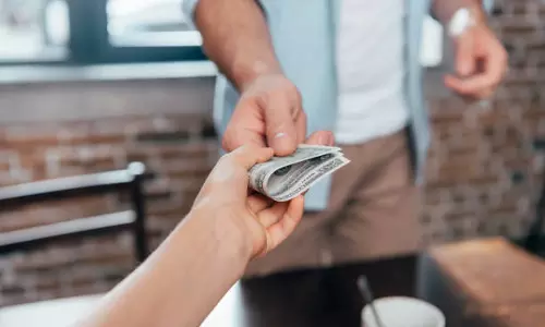 കക്ഷിയിൽനിന്ന് പണം തട്ടിയെടുത്ത അഭിഭാഷക റിമാൻറിൽ