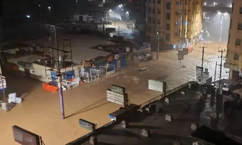 തേജ് ചുഴലിക്കാറ്റ് യമനിൽ തീരം തൊട്ടു; സലാലയിൽ മഴ തുടരുന്നു