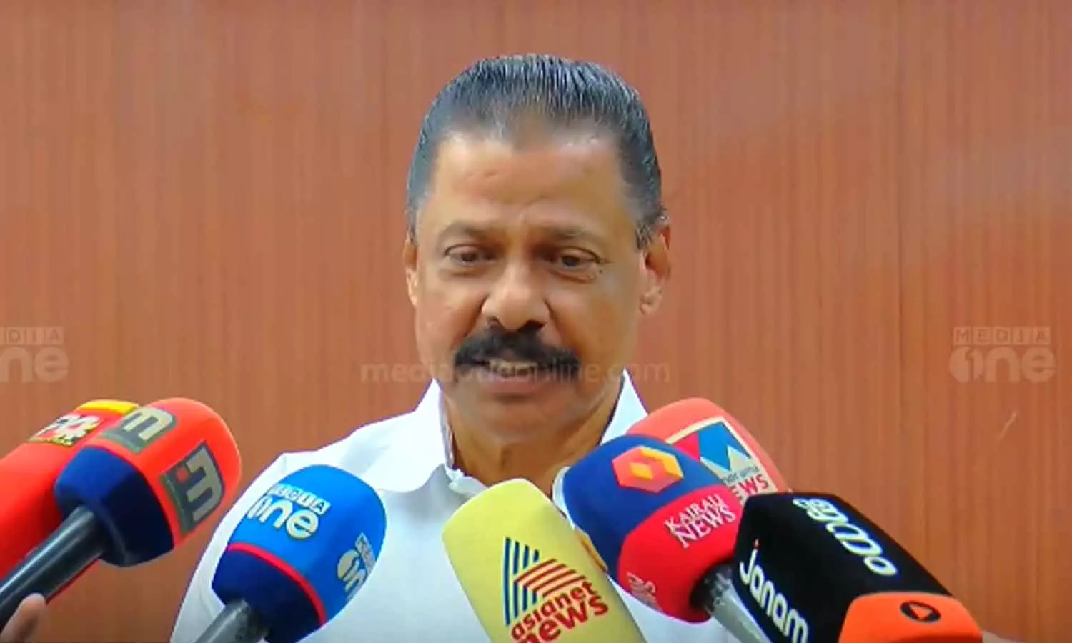 ആർ.എസ്.എസ് തിട്ടൂരം കൊണ്ട് മാറുന്നതല്ല ഇന്ത്യയെന്ന പേര്: എം.വി ഗോവിന്ദൻ