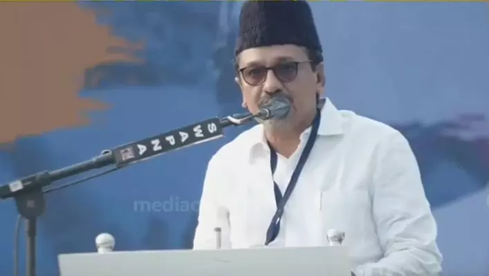 ഫലസ്തീനികളുടേത് ചെറുത്തുനിൽപ്പ്, ഇസ്രായേലിനെ പിന്തുണക്കുന്നത് ഭീകരതയെ കൂടെ കൂട്ടുന്നവർ: സാദിഖലി തങ്ങൾ ഫലസ്തീനികളുടേത് ചെറുത്തുനിൽപ്പ്, ഇസ്രായേലിനെ പിന്തുണക്കുന്നത് ഭീകരതയെ കൂടെ കൂട്ടുന്നവർ: സാദിഖലി തങ്ങൾ