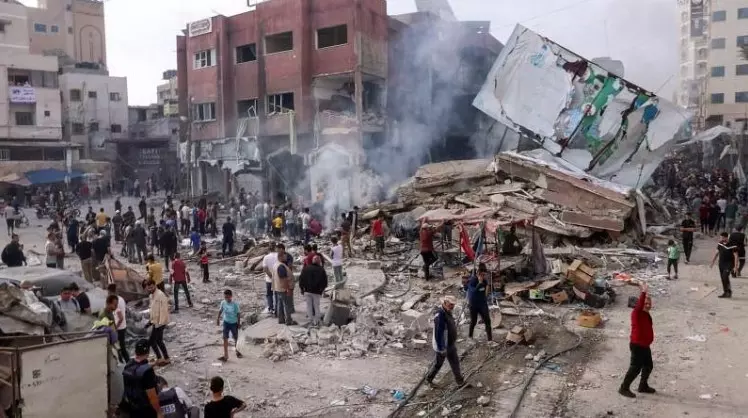 ഗസ്സയിൽ 50 ബന്ദികൾ ഇസ്രായേൽ ആക്രമണത്തിൽ കൊല്ലപ്പെട്ടെന്ന് ഹമാസ് ഗസ്സയിൽ 50 ബന്ദികൾ ഇസ്രായേൽ ആക്രമണത്തിൽ കൊല്ലപ്പെട്ടെന്ന് ഹമാസ്