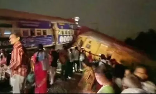 Train collides in Andhra Pradesh, 3 dies