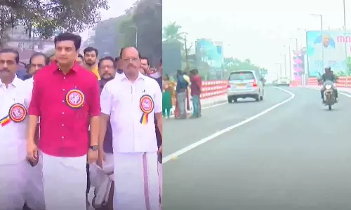 നവീകരണ പ്രവൃത്തികൾക്കായി അടച്ചിരുന്ന കോഴിക്കോട് സി.എച്ച് മേൽപ്പാലം പൂർണമായി തുറന്നു നവീകരണ പ്രവൃത്തികൾക്കായി അടച്ചിരുന്ന കോഴിക്കോട് സി.എച്ച് മേൽപ്പാലം പൂർണമായി തുറന്നു