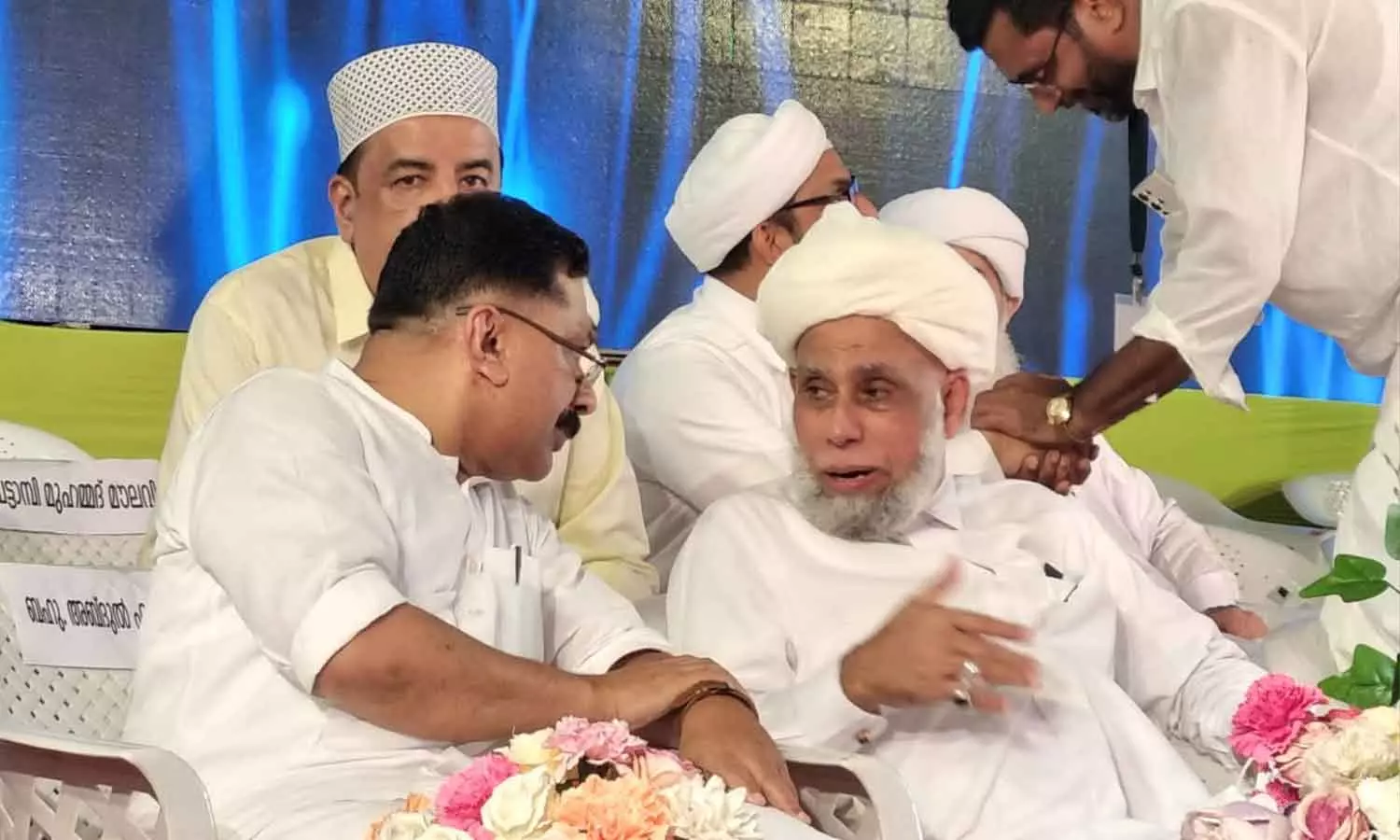 KT Jaleel praised Jifry thangal KT Jaleel praised Jifry thangal