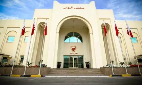 Bahrain cuts diplomatic and economic ties with Israel