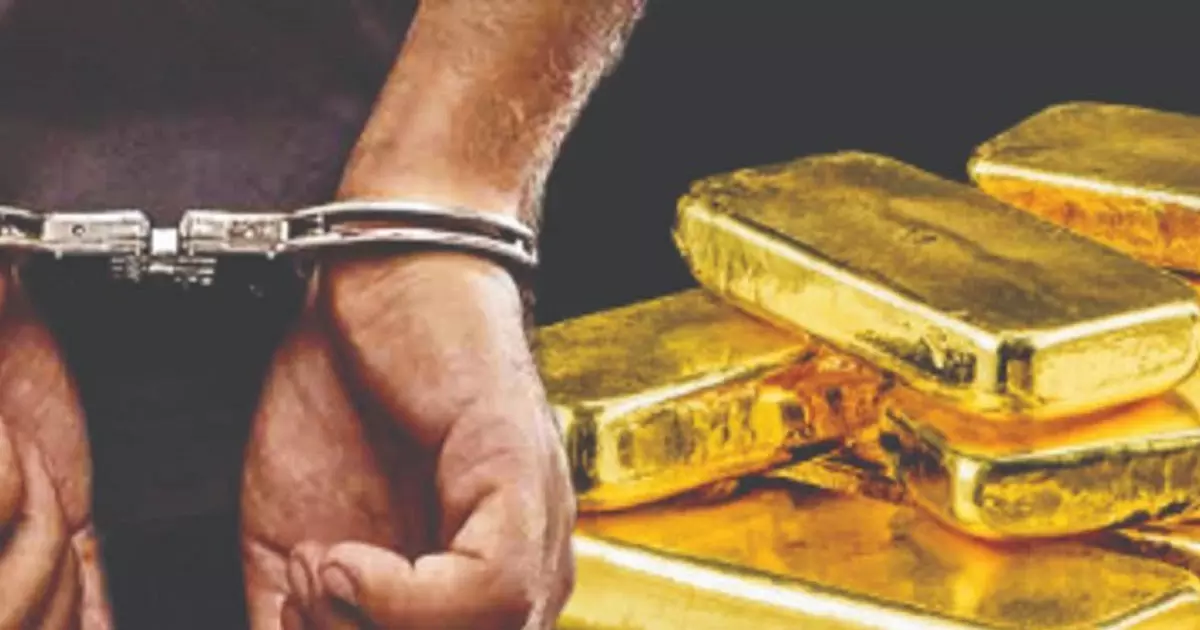 Youth Congress leader arrested for taking money as bribe to police in Malappuram Youth Congress leader arrested for taking money as bribe to police in Malappuram