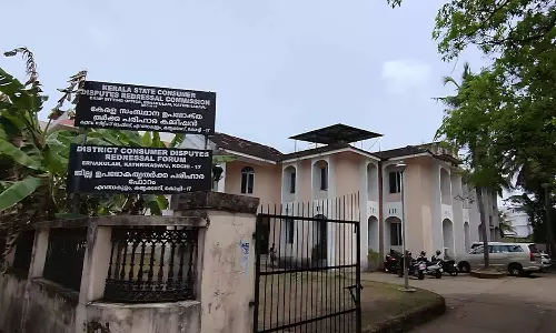 Eranakulam consumer court verdict against insurance company