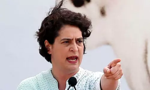 Priyanka Gandhi replied to Modi Priyanka Gandhi replied to Modi