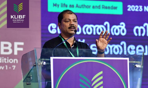 ഇന്ത്യ ഒരു വലിയ തീവണ്ടിയാണ്; ദേശത്തെയും എഴുത്തിനെയും കുറിച്ച് ഷിനിലാല് ഇന്ത്യ ഒരു വലിയ തീവണ്ടിയാണ്; ദേശത്തെയും എഴുത്തിനെയും കുറിച്ച് ഷിനിലാല്