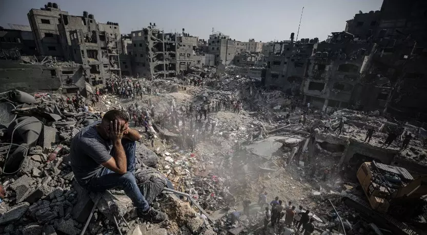 ഒരു മാസം, ഗസ്സയിൽ തീതുപ്പി ഇസ്രായേൽ ബോംബർ വിമാനങ്ങൾ; വഴിമുട്ടി മധ്യസ്ഥ ചർച്ചകൾ, ലോകത്തുടനീളം പ്രതിഷേധം ഒരു മാസം, ഗസ്സയിൽ തീതുപ്പി ഇസ്രായേൽ ബോംബർ വിമാനങ്ങൾ; വഴിമുട്ടി മധ്യസ്ഥ ചർച്ചകൾ, ലോകത്തുടനീളം പ്രതിഷേധം