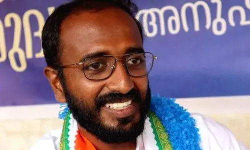 കേരളവർമ തെരഞ്ഞെടുപ്പ് വിവാദം; അലോഷ്യസ് സേവ്യർ നിരാഹാരം അവസാനിപ്പിച്ചു