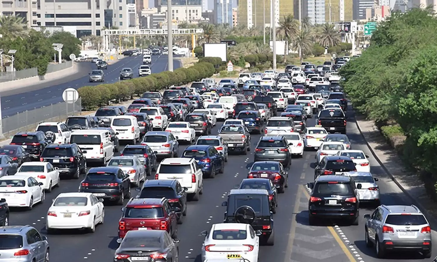 Kuwait ready to increase fines for traffic violation