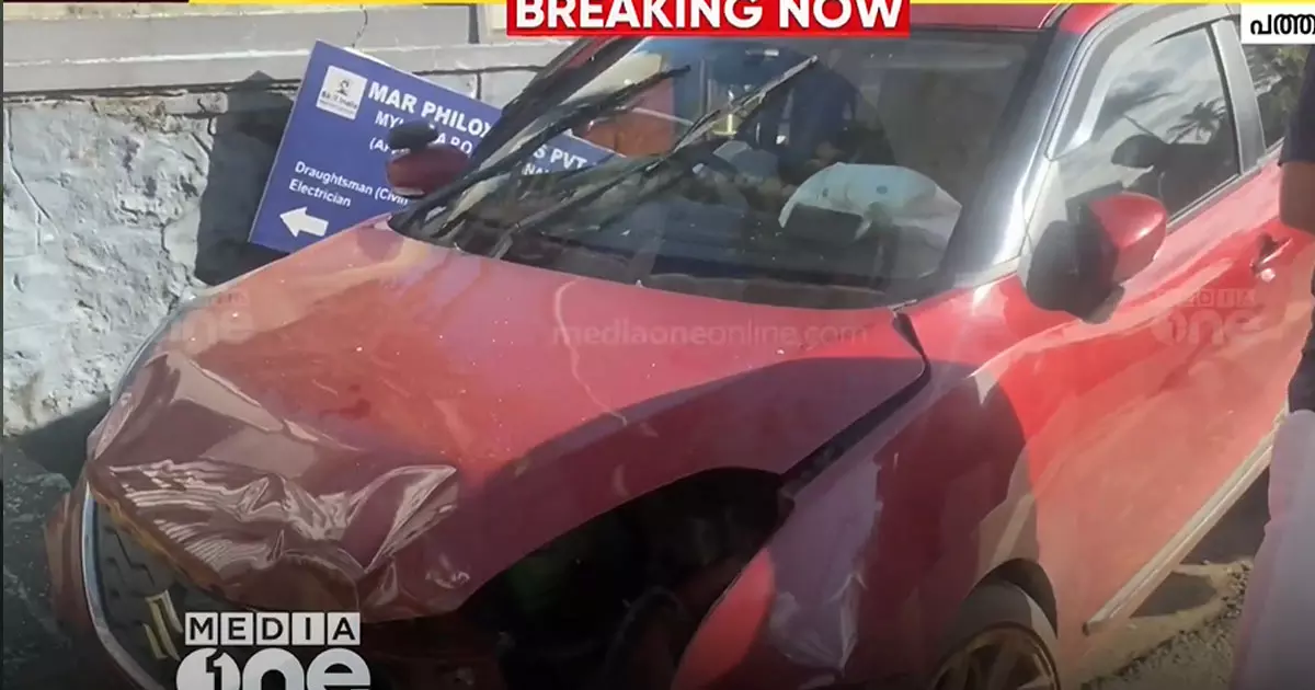 Pedestrian dies after being hit by a car in Pathanamthitta Pedestrian dies after being hit by a car in Pathanamthitta