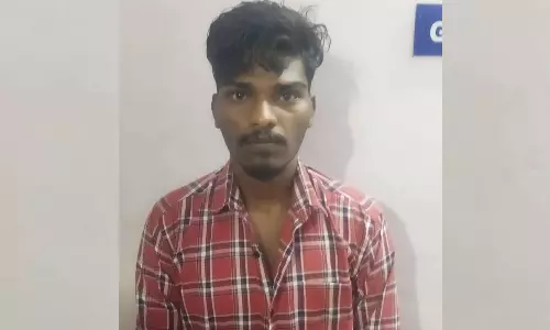 searching for money, sleep,  police caught the thief, theft, thief, latest malayalam news, പണം, ഉറക്കം, പോലീസ് കള്ളനെ പിടികൂടി, മോഷണം, കള്ളൻ, ഏറ്റവും പുതിയ മലയാളം വാർത്ത