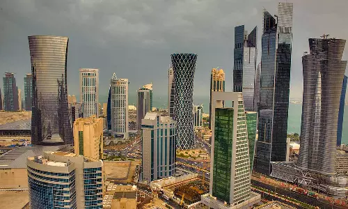 Qatar and Egypt leaders meet to discuss developments in Gaza