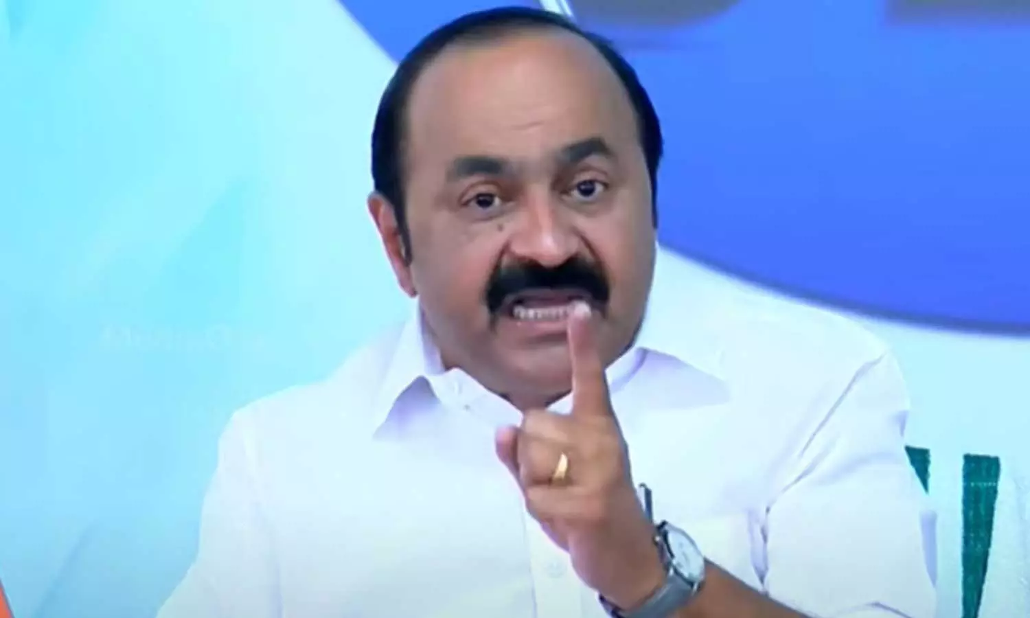 Leader of the Opposition VD Satheesan said that the UDF-ruled local bodies will not give money to the Navakerala Sadass