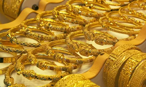 ഒമ്പത് മാസത്തിനുള്ളില്‍ സ്വര്‍ണ്ണം വാങ്ങുവാന്‍   ആളുകള്‍ ചിലവഴിച്ചത് ഒരു ബില്യൺ ഡോളർ