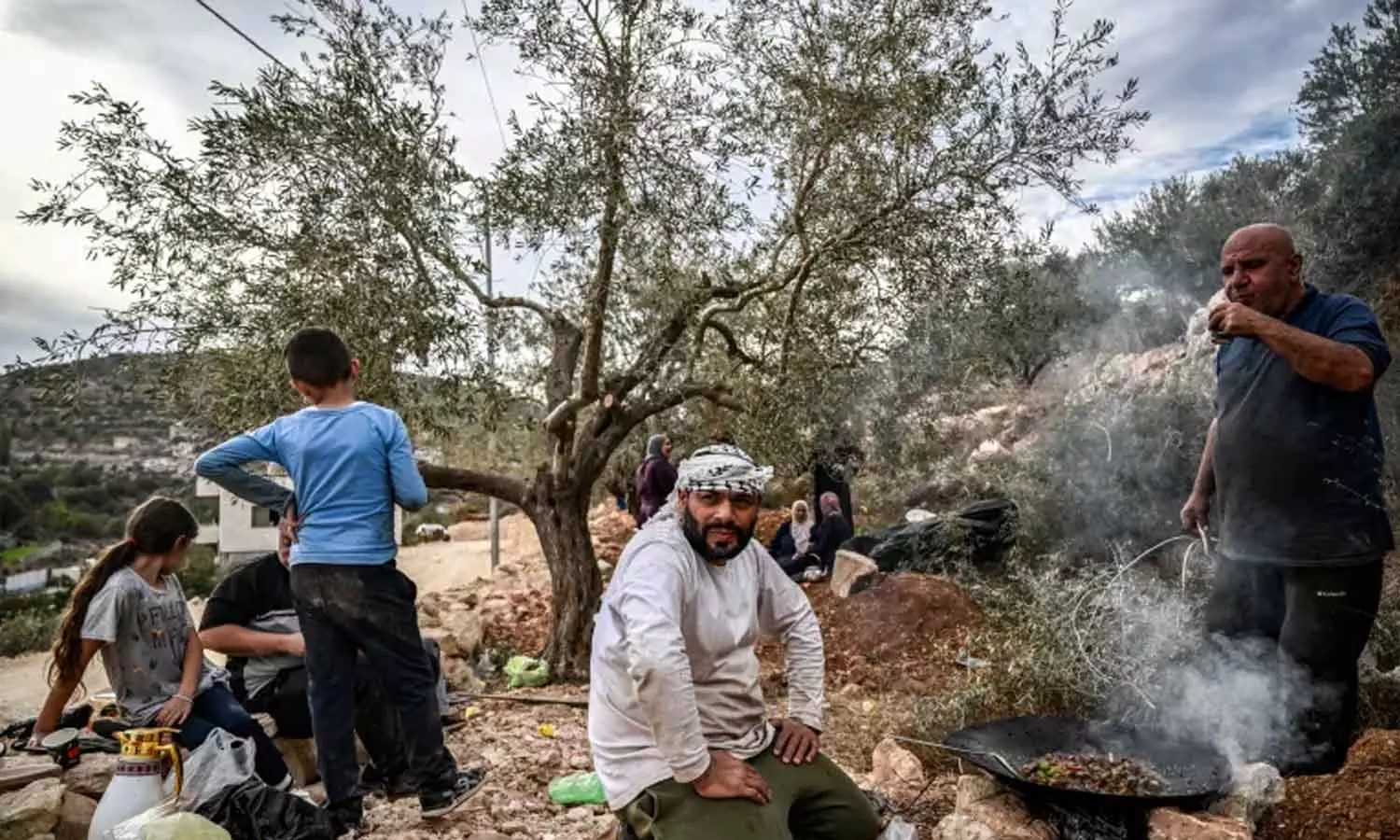 ഇസ്രായേൽ ക്രൂരതയിൽ കൊല്ലപ്പെടുന്ന കുട്ടികൾക്ക് ഐക്യദാർഢ്യവുമായി ഖത്തറിലെ എജ്യൂക്കേഷൻ എബൗ ആൾ