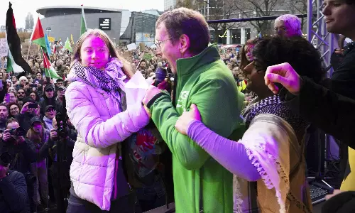 പരിസ്ഥിതി റാലിയിൽ ഫലസ്തീന് ഐക്യദാർഢ്യം