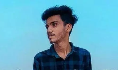 അടൂരിൽ വാഹനാപകടം; 21കാരനായ ബൈക്ക് യാത്രികൻ മരിച്ചു