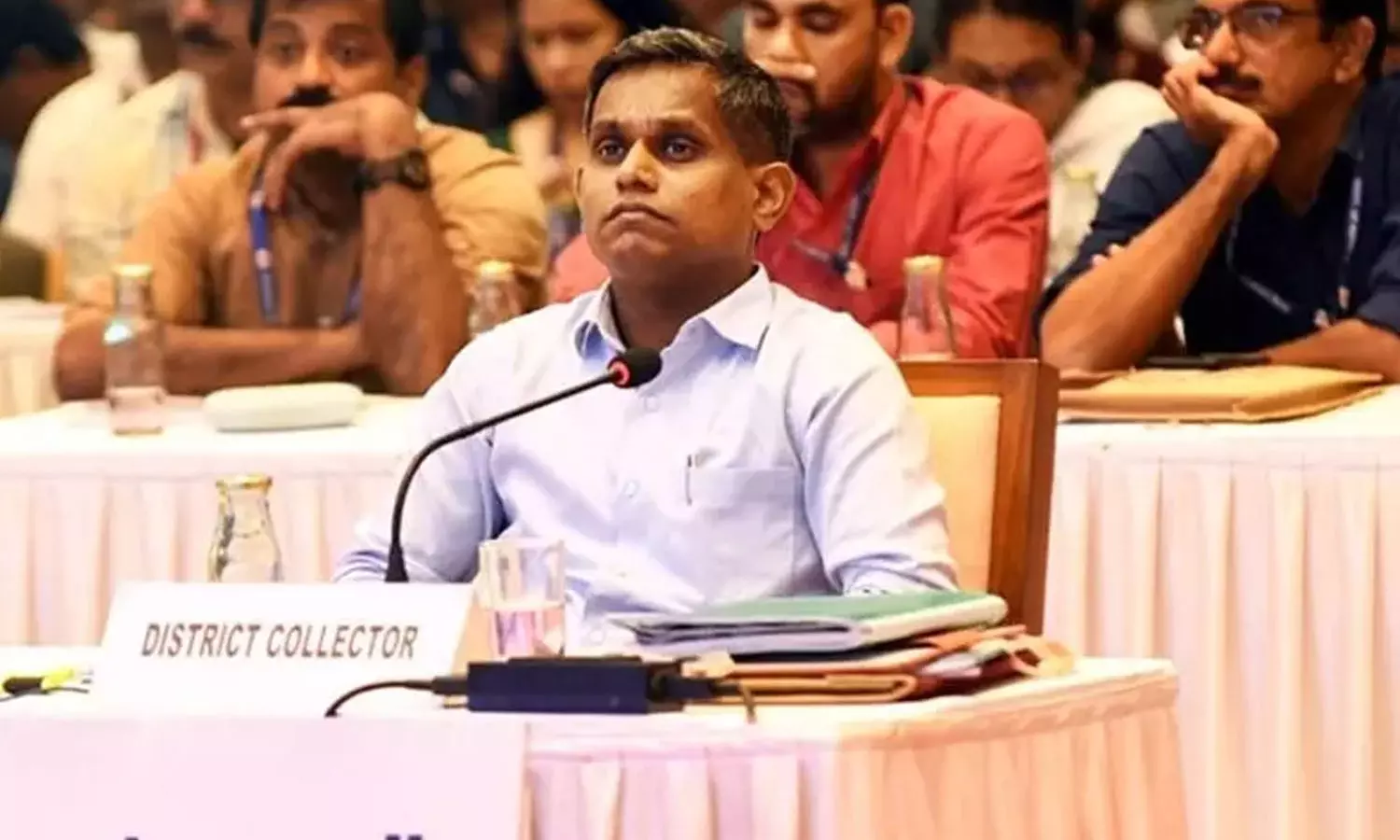 Kasaragod working day on November 19, Navakerala Sadas , District Collector, latest malayalam news, നവംബർ 19-ന് കാസർഗോഡ് പ്രവൃത്തിദിനം, നവകേരള സദസ്, ജില്ലാ കളക്ടർ, ഏറ്റവും പുതിയ മലയാളം വാർത്തകൾ, നവകേരള സദസ്സ് കാസർഗോഡ്