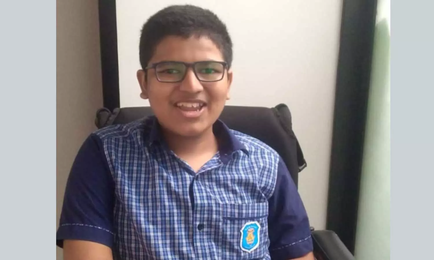 Thrissur resident Abdul Hadi V.S has received the State Disability Award given by the State Department of Social Justice, Thrissur resident Abdul Hadi V.S receives Best Child Creativity with Disability category