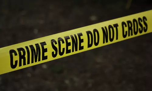 The young man was found unconscious in the hotel room and died, hotel room, murder, latest malayalam news, യുവാവിനെ ഹോട്ടൽ മുറിയിൽ അബോധാവസ്ഥയിൽ കണ്ടെത്തി മരിച്ചു, ഹോട്ടൽ മുറി, കൊലപാതകം The young man was found unconscious in the hotel room and died, hotel room, murder, latest malayalam news, യുവാവിനെ ഹോട്ടൽ മുറിയിൽ അബോധാവസ്ഥയിൽ കണ്ടെത്തി മരിച്ചു, ഹോട്ടൽ മുറി, കൊലപാതകം