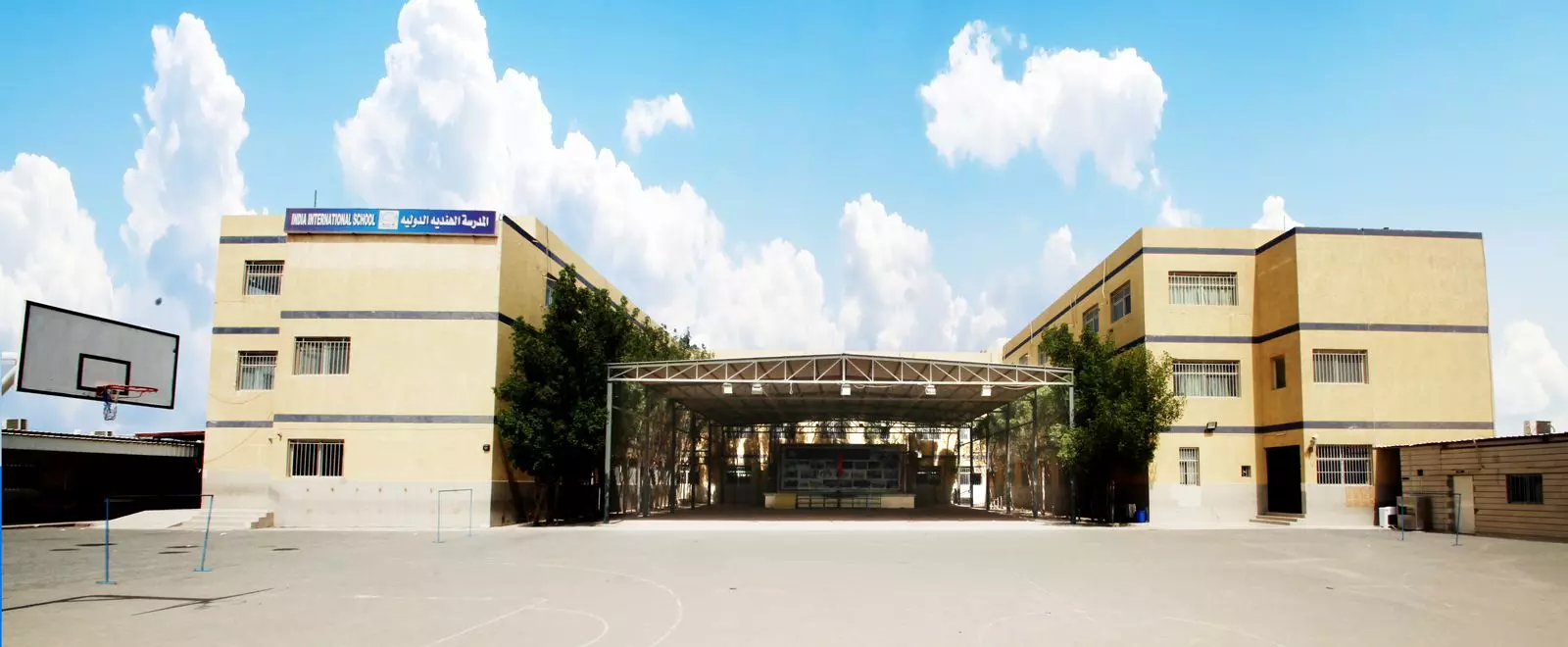 ഫലസ്തീനു വേണ്ടി ഇന്ത്യൻ ഇന്റർനാഷനൽ സ്കൂൾ സഹായധനം കൈമാറി