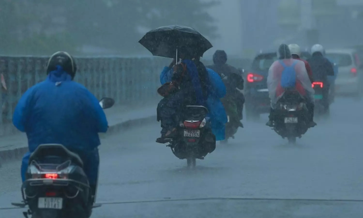 Rain ,Yellow alert in six districts,rain alert in kerala,kerala rain,rain alert,rain in kerala,heavy rain in kerala,rains in kerala Rain ,Yellow alert in six districts,rain alert in kerala,kerala rain,rain alert,rain in kerala,heavy rain in kerala,rains in kerala