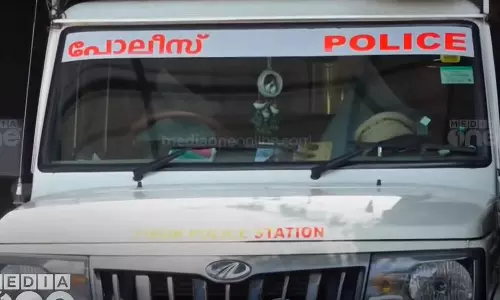 പത്തനാപുരത്ത് അമ്പലത്തിലേക്ക് പോയ 14 കാരന് നേരെ ലൈംഗികാതിക്രമെന്ന് പരാതി