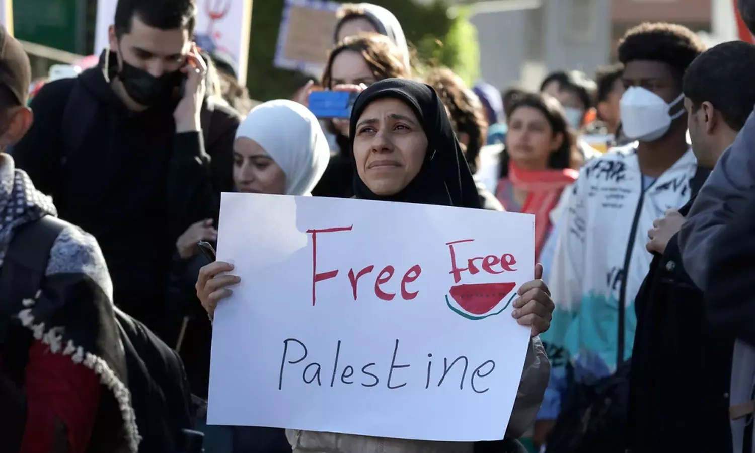 ഗസ്സയിൽ ഇന്ന് മുതൽ നാല് ദിവസത്തേക്ക് വെടിനിർത്തൽ; 13 ബന്ദികളെ ഹമാസ് കൈമാറും