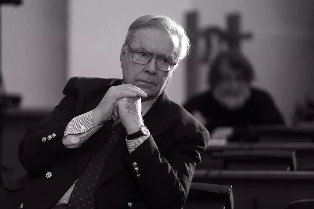 ക്രിസ്റ്റഫര്‍ സനൂസി